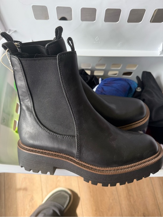 Stuart Weitzman Shoes - Stuart Weitzman Black Chelsea Lug-Soled Ankle Boots - Women's